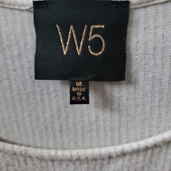 W5 cream colored top w/ twist tie front Gold stripes. Quarter length sleeves Med - Picture 4 of 4